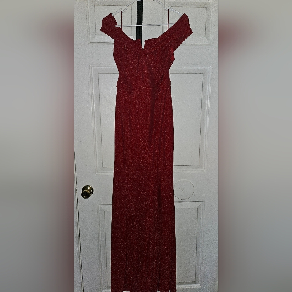 Elegant Sparkly Red Evening Gown